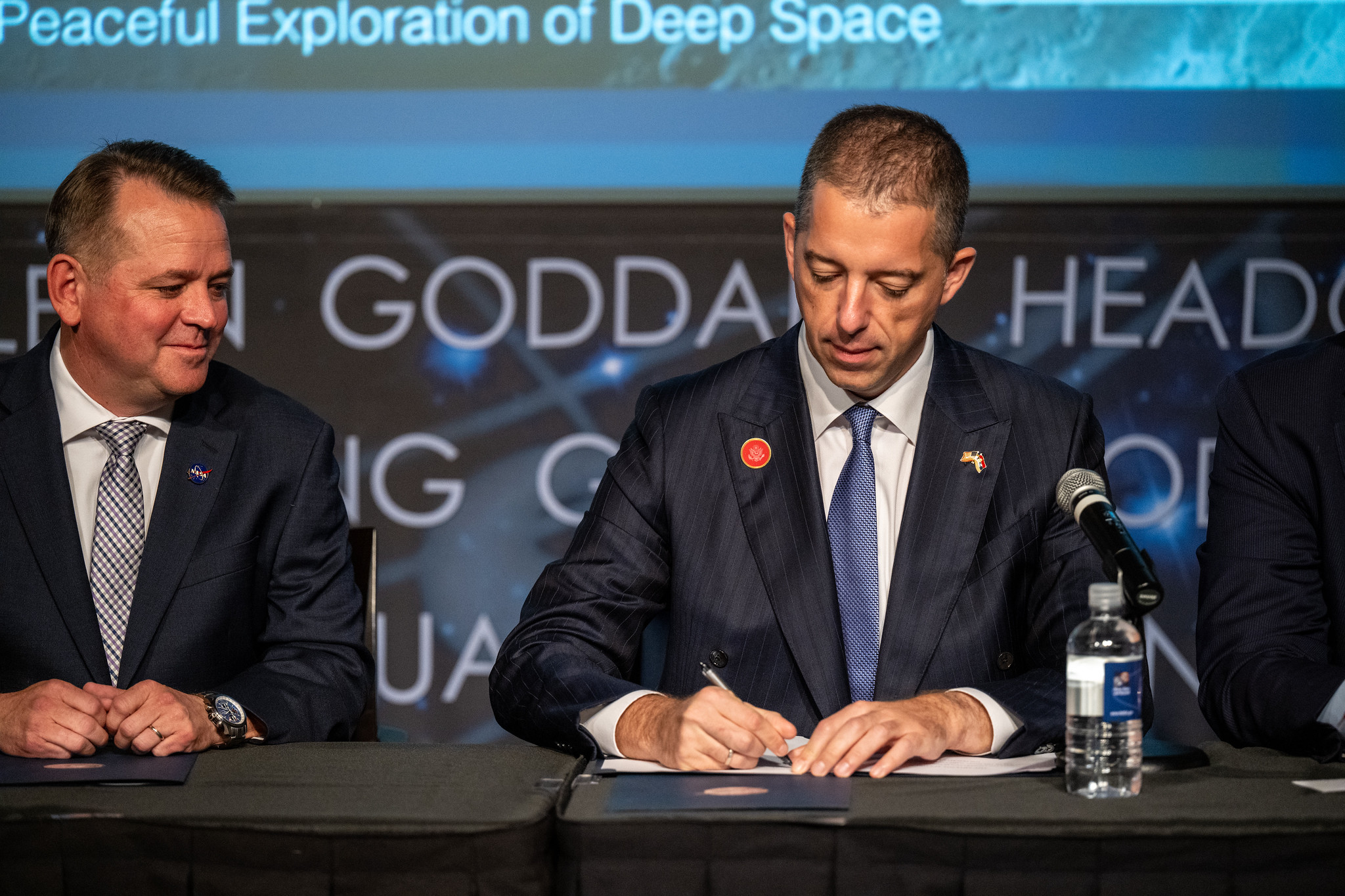 Serbia becomes 69th nation to sign Artemis Accords, joining China's lunar base project