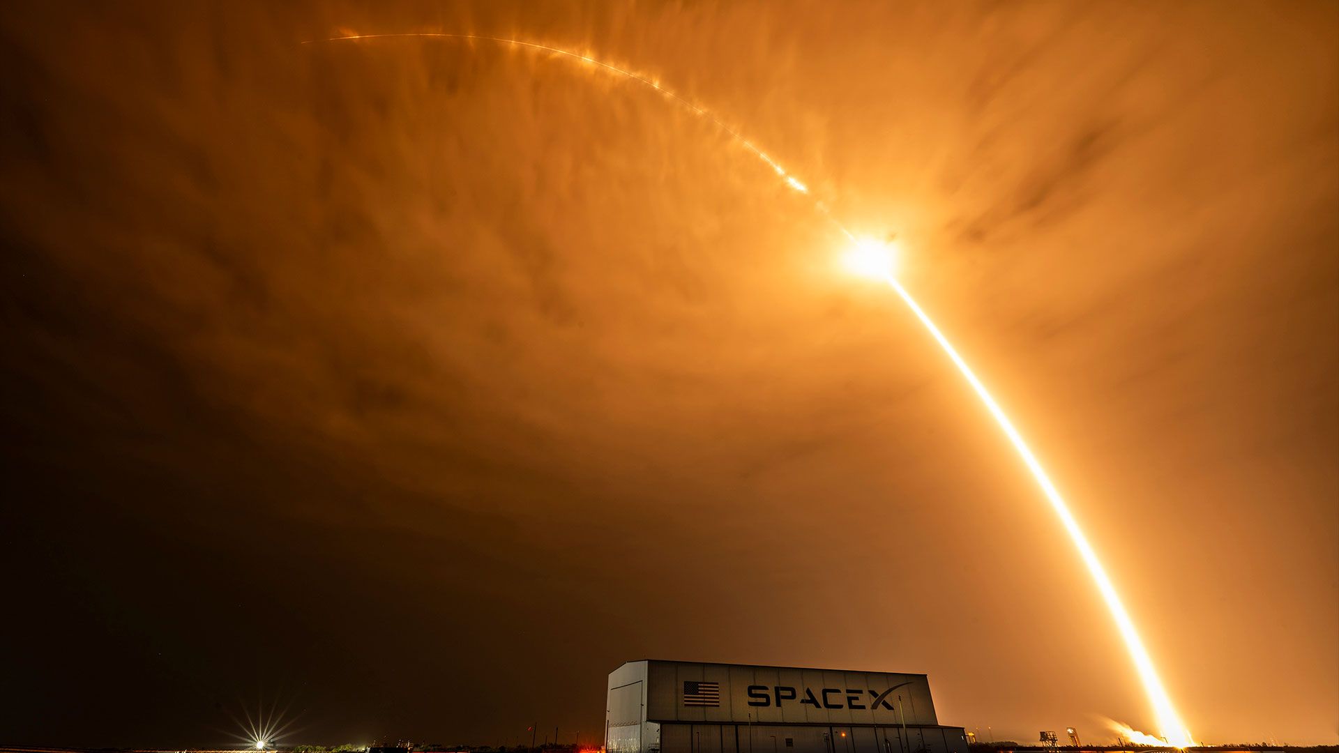 SpaceX launches 600th flight-proven Falcon 9 booster, deploys 56 Starlink satellites