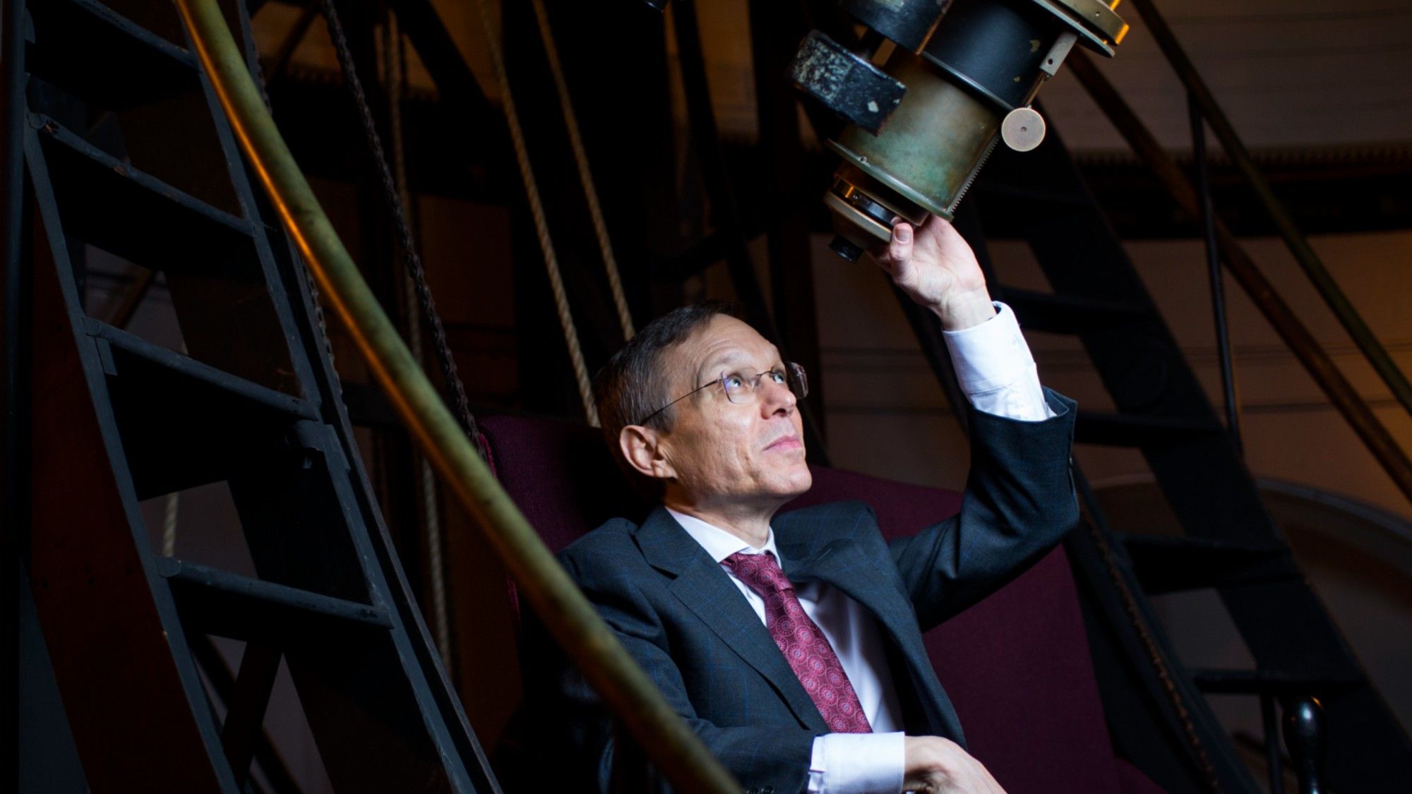 White House names Avi Loeb to head UAP Science Advisory Council