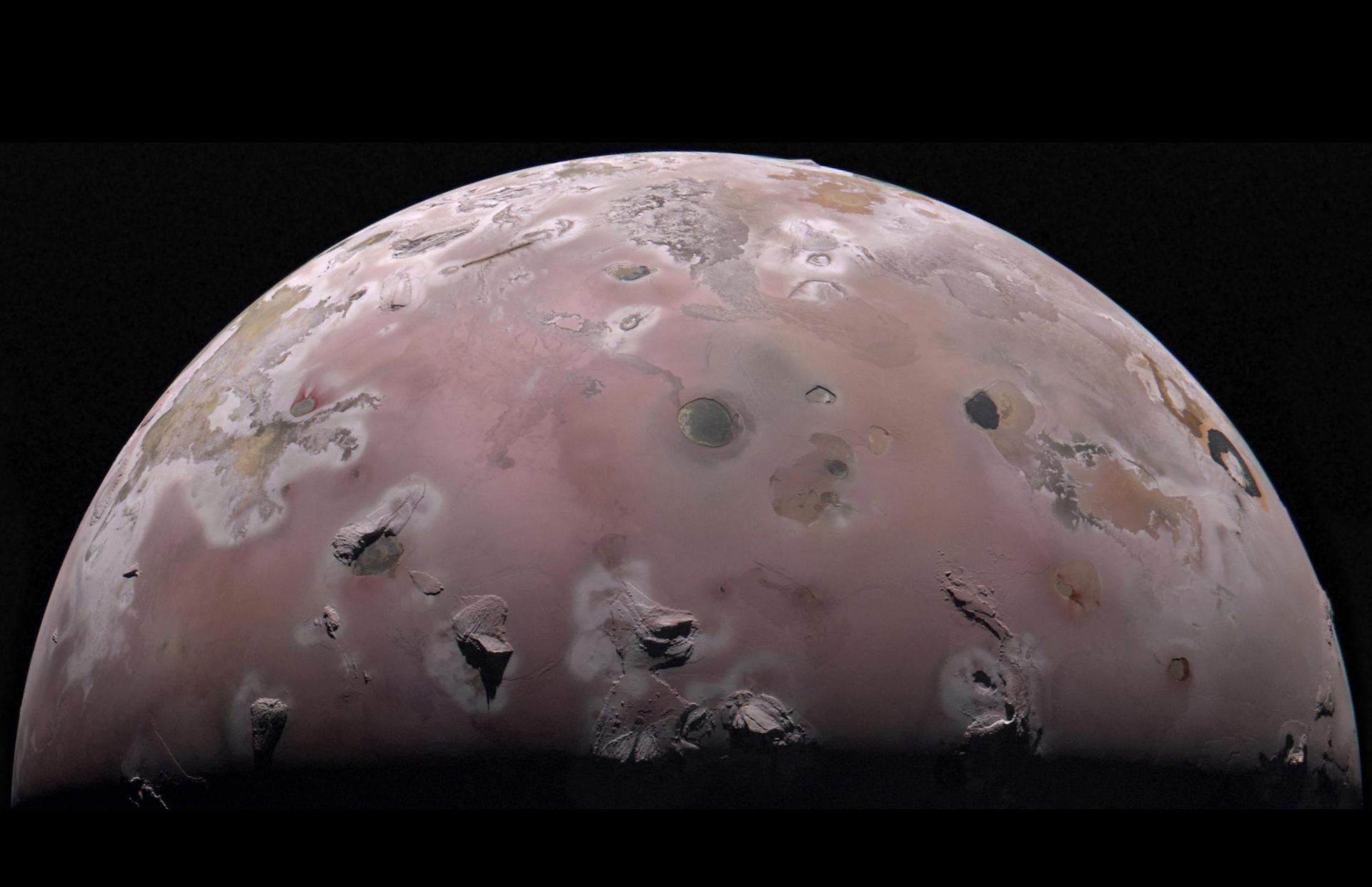 Juno measures subsurface heat on Jupiter's moon Io for first time