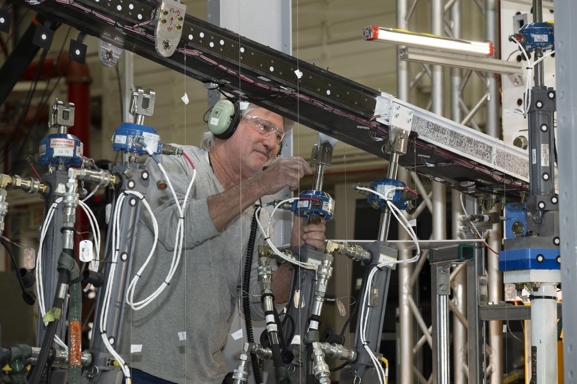 NASA's SWEET-15 truss-braced wing passes structural testing, fails at 127% design load
