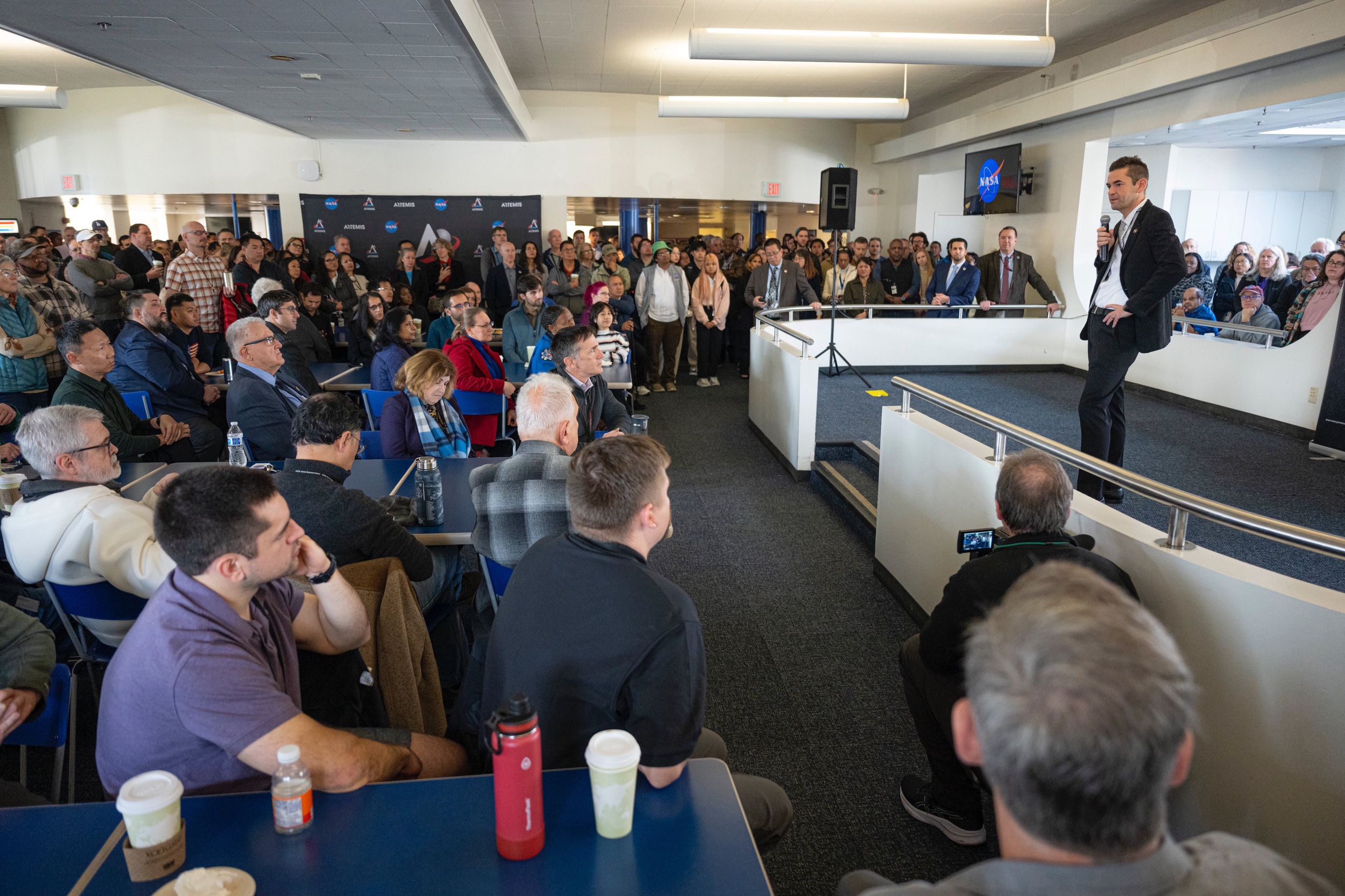 NASA's 25 major projects grapple with effects of 22% civil servant workforce loss